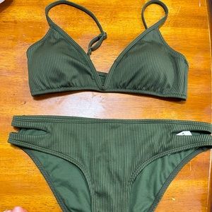 NEVER WORN GREEN EXPRESS BIKINI